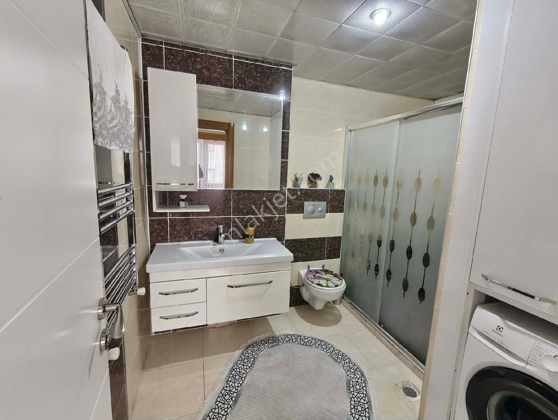 4+1 Satılık Lüks Daire Bağcılar Şatopark Ve Yenihal Civarı - Görsel 32