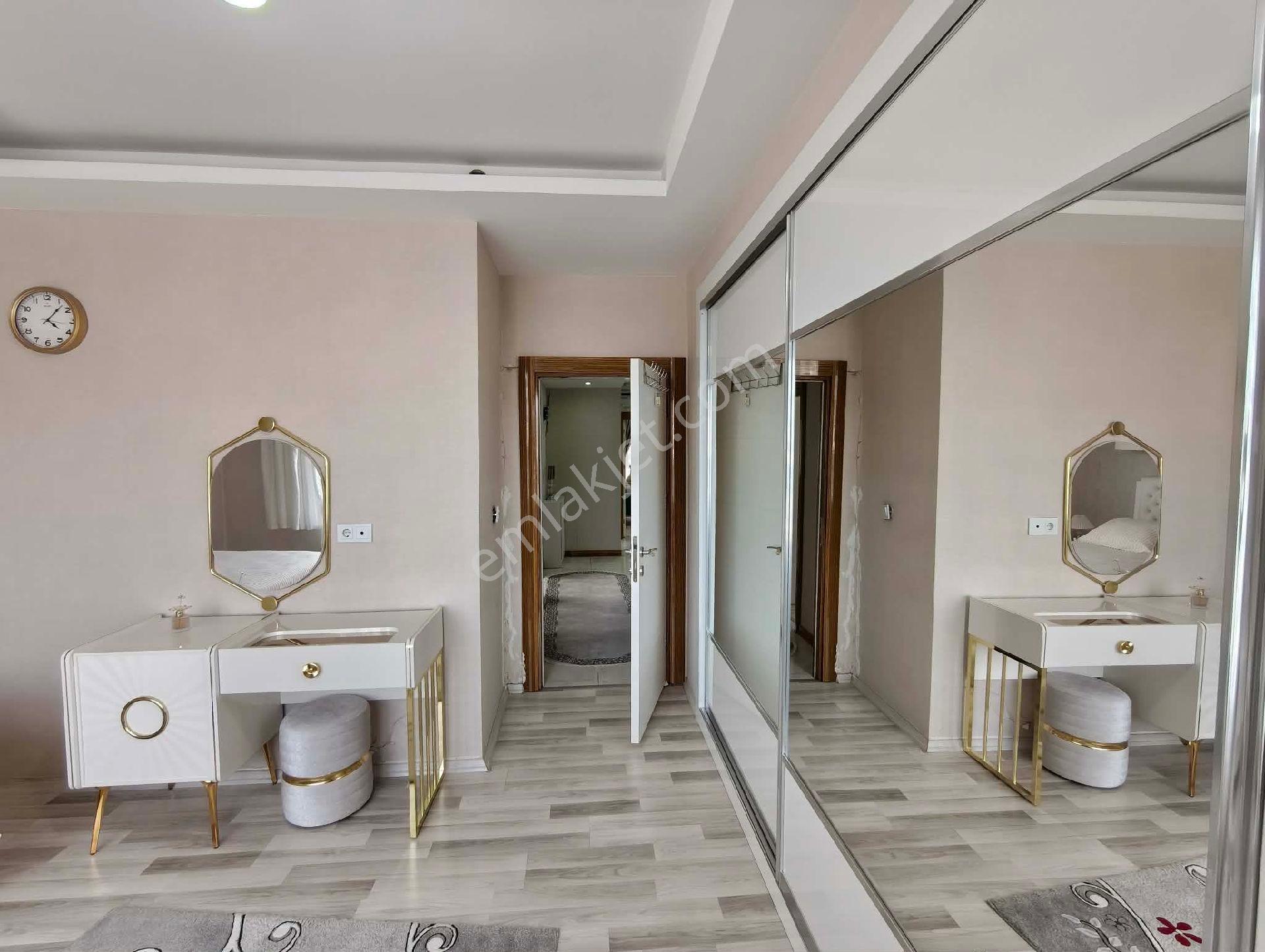 4+1 Satılık Lüks Daire Bağcılar Şatopark Ve Yenihal Civarı - Görsel 27