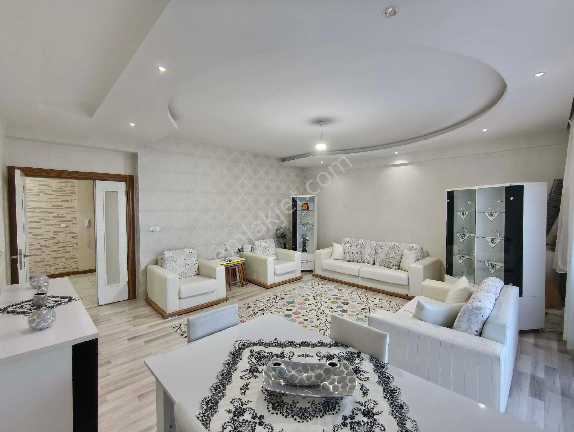 4+1 Satılık Lüks Daire Bağcılar Şatopark Ve Yenihal Civarı - Görsel 9
