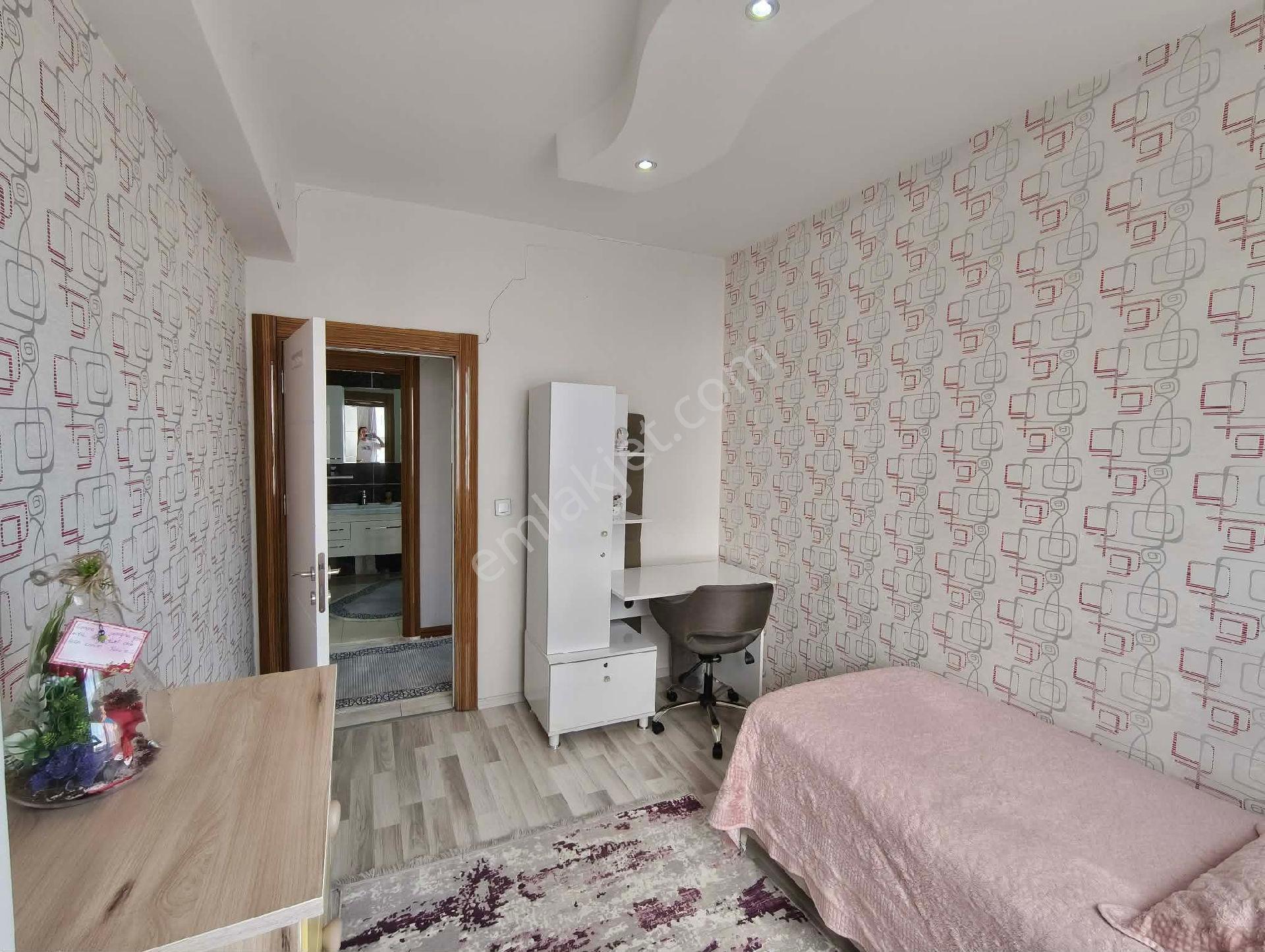 4+1 Satılık Lüks Daire Bağcılar Şatopark Ve Yenihal Civarı - Görsel 11