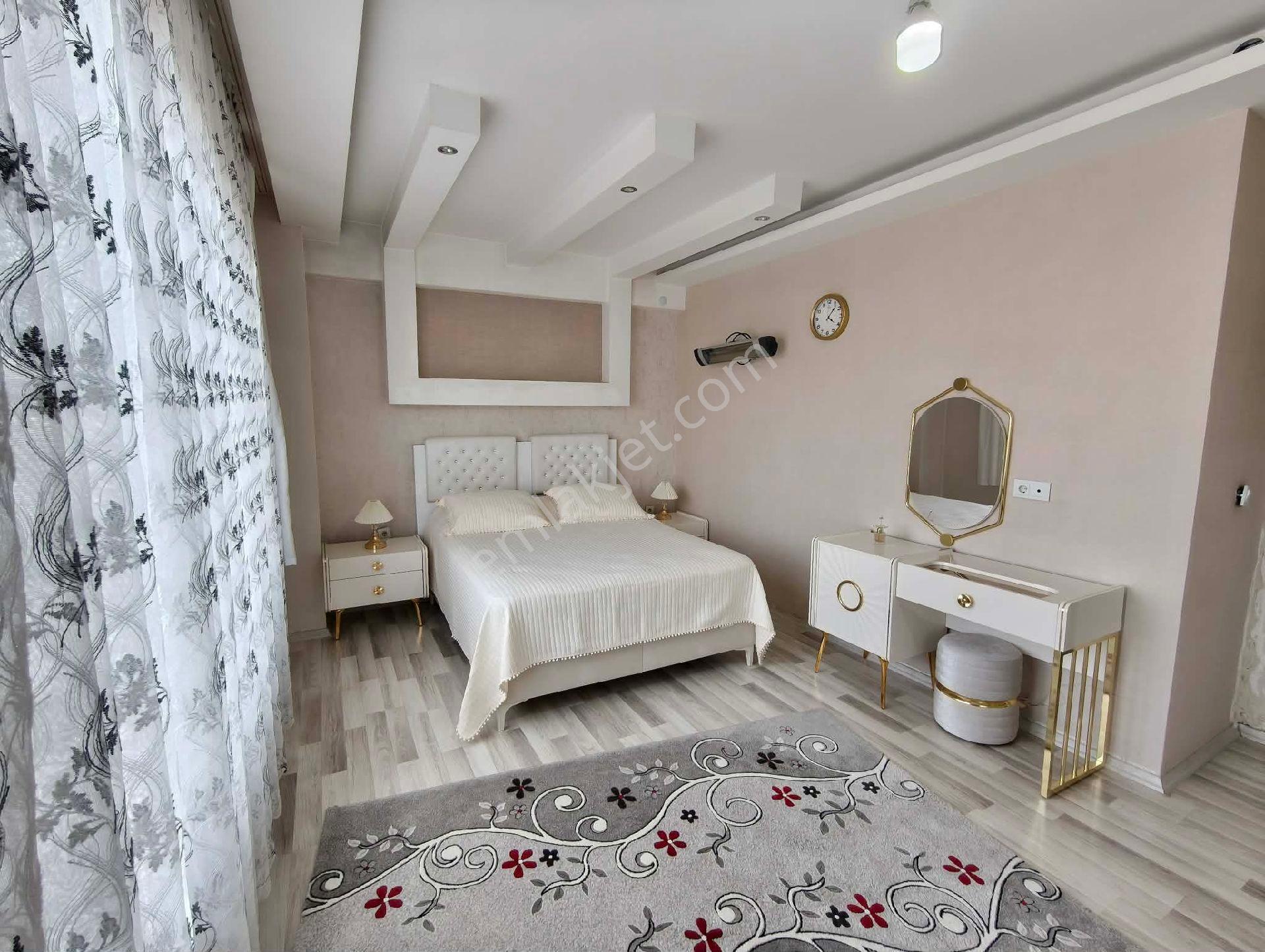 4+1 Satılık Lüks Daire Bağcılar Şatopark Ve Yenihal Civarı - Görsel 25