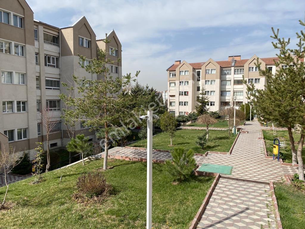 Ulaş Emlak Elvankent Korkut Ata Kongre Merkezi Yanı Site Eşyalı - Görsel 14