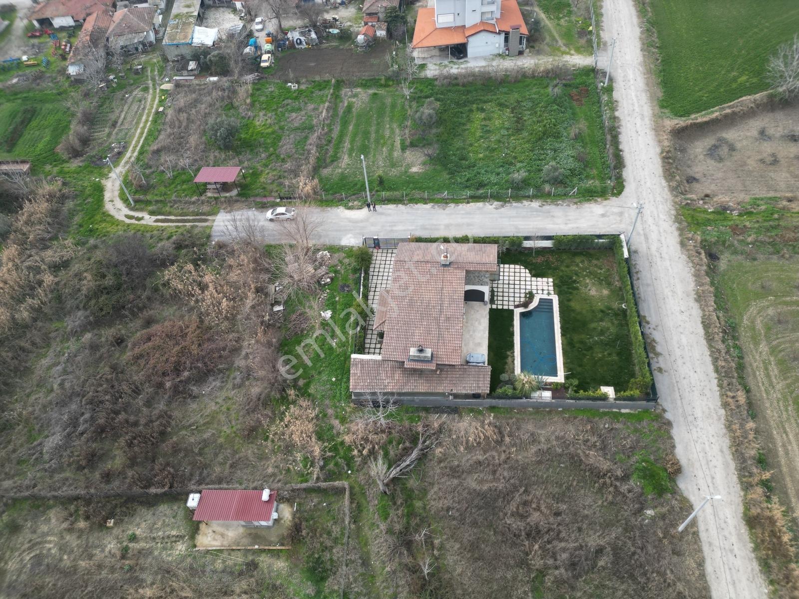 Köşe Cepheli**villalık Arsa- Yan Parseli Park --1.200 M2 - Görsel 9