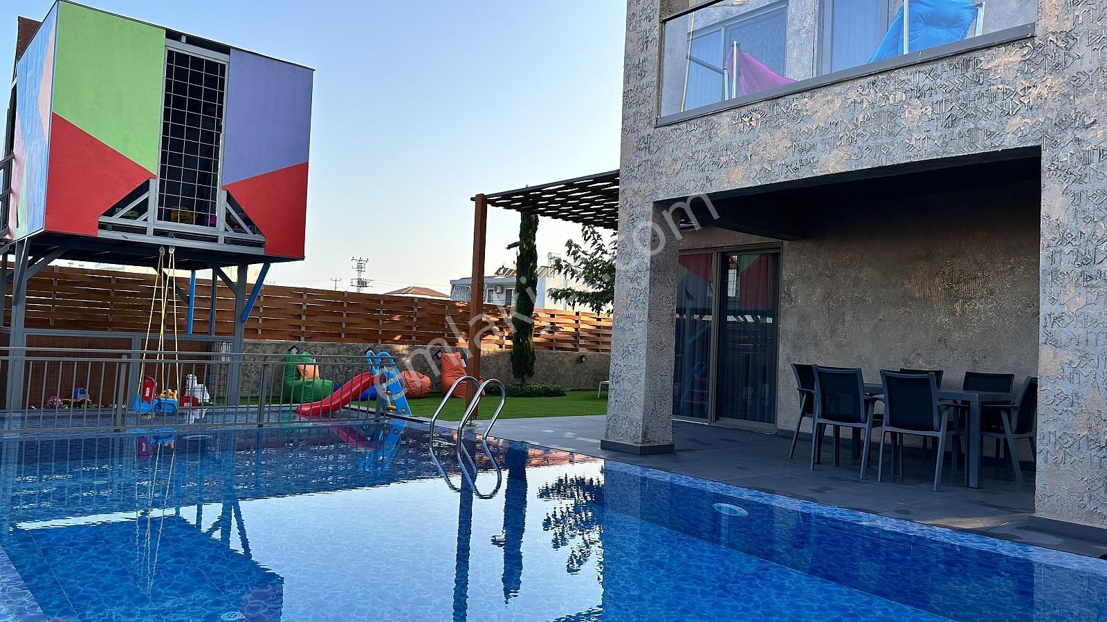 Antalya Kadriyede Müstakil Havuzlu Ve Bahçeli 3+1 Villa | Tekce - Görsel 11