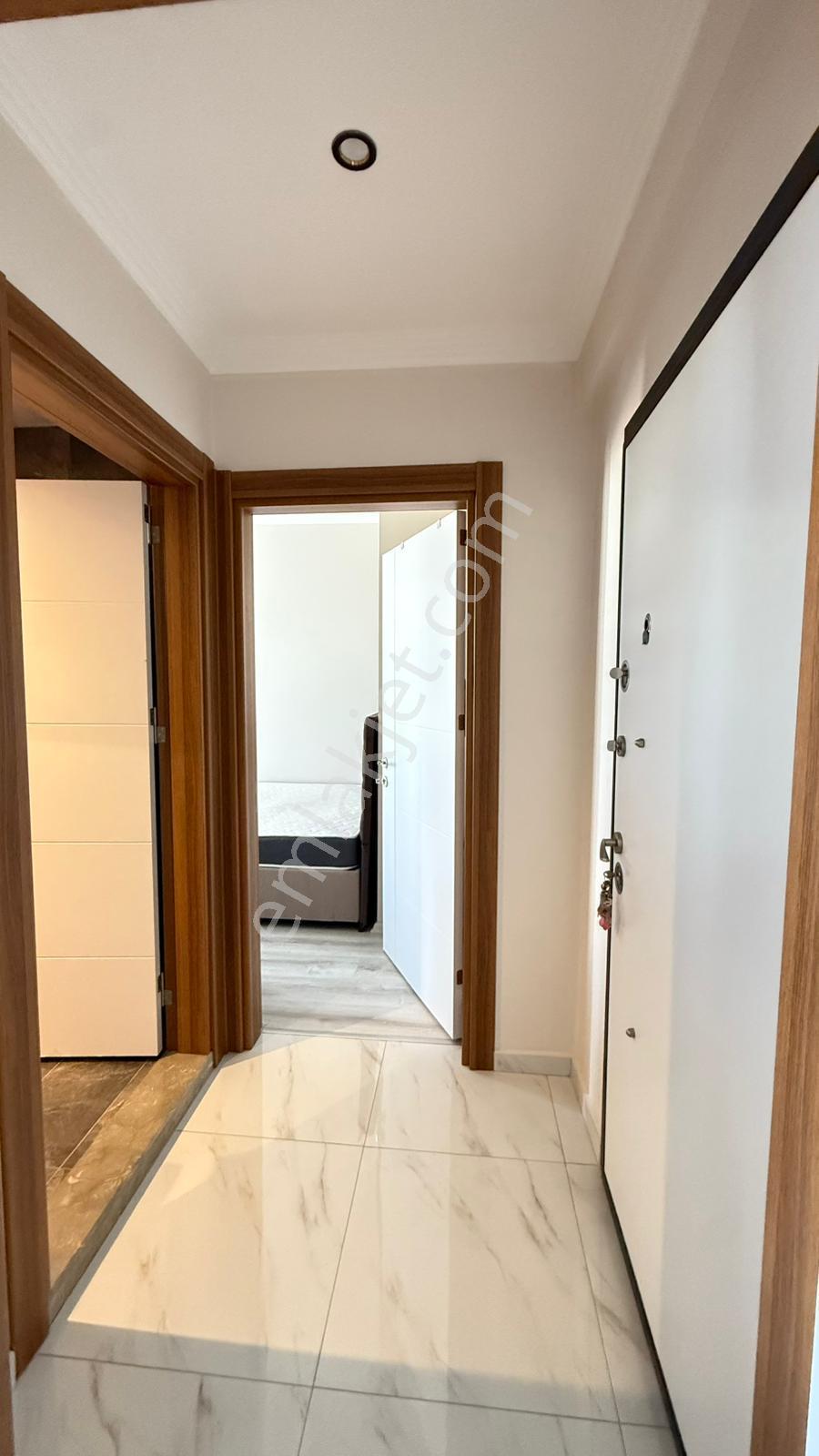 Zeki Emlak'tan Manisa Muradiye Mahallesinde Cadde Üstü 1+1 Eşyalı Kiralık Daire - Görsel 11