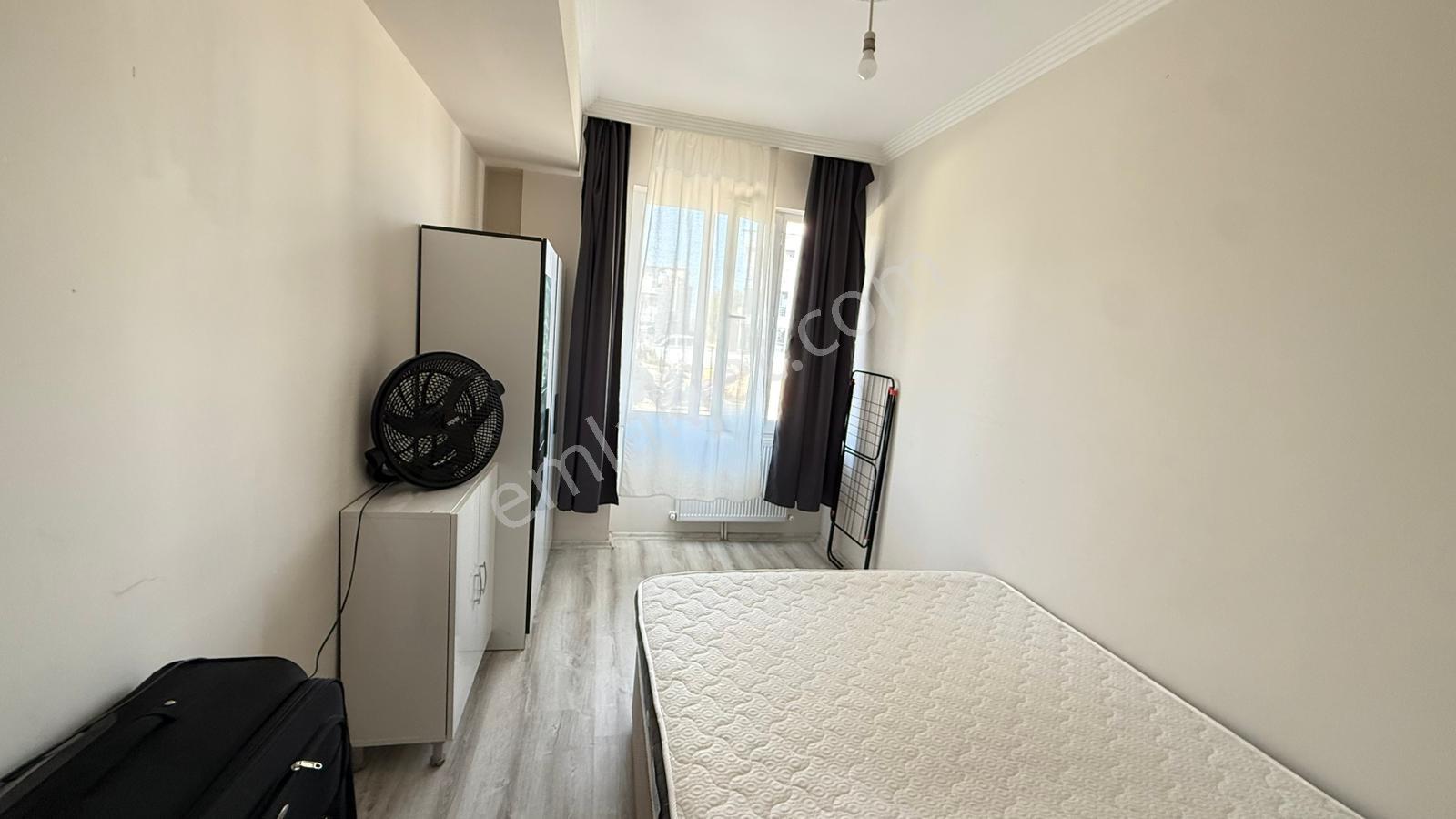 Zeki Emlak'tan Manisa Muradiye Mahallesinde Cadde Üstü 1+1 Eşyalı Kiralık Daire - Görsel 9