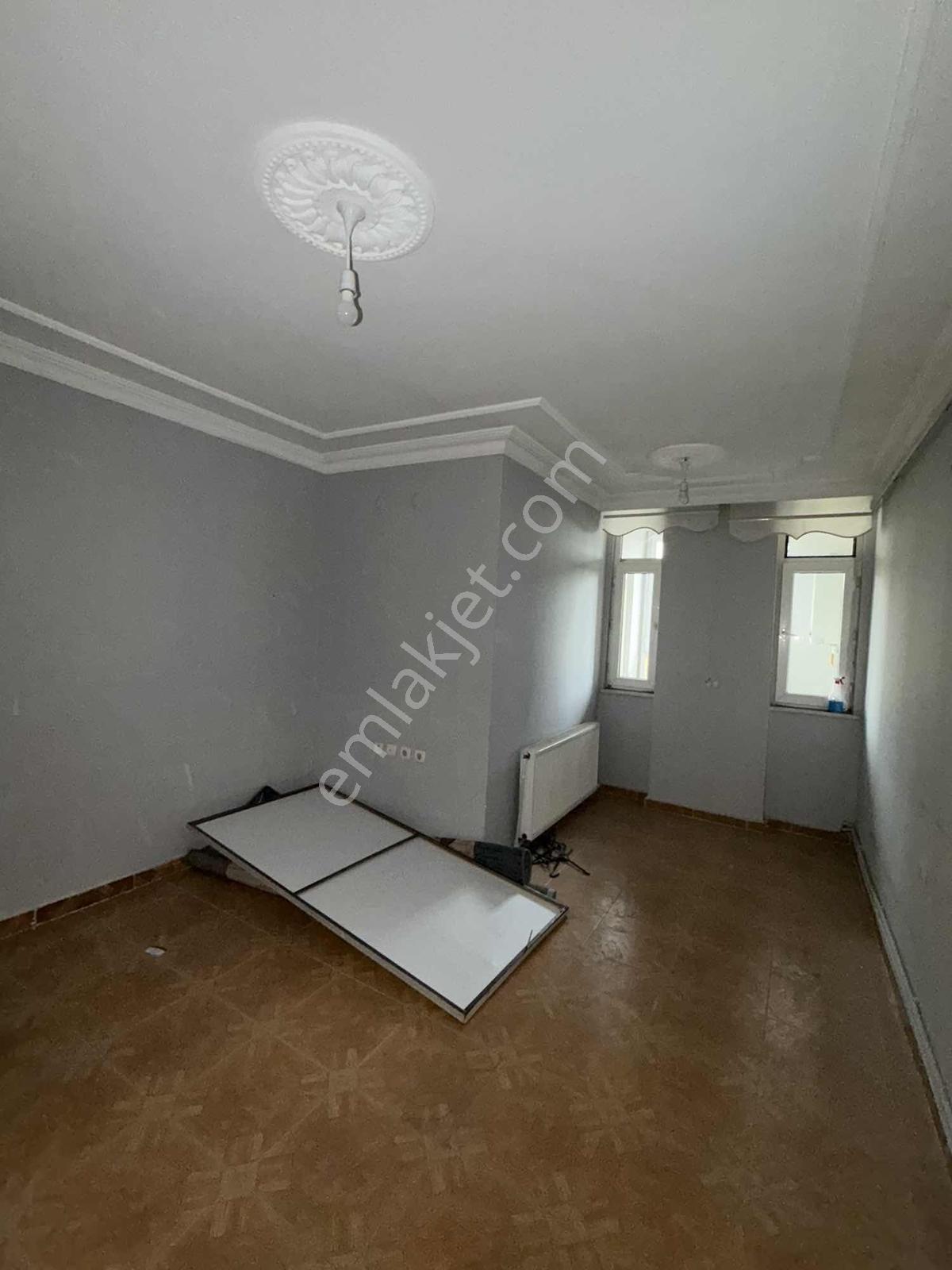 Diyarbakır Caddesinde Yatırımlık Satılık 2+1 Ofis & Daire - Görsel 11