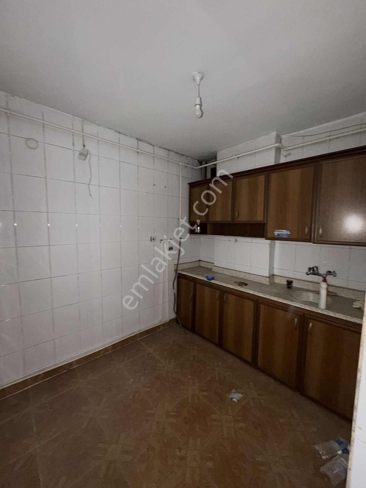 Diyarbakır Caddesinde Yatırımlık Satılık 2+1 Ofis & Daire - Görsel 18