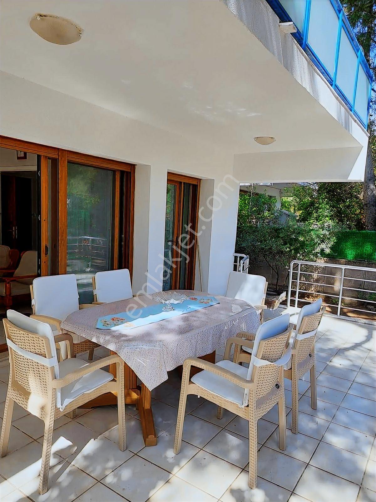 Ayvalık Şeytan Sofrası Mevkiinde 3+1 Kiralık Müstakil Villa - Görsel 12