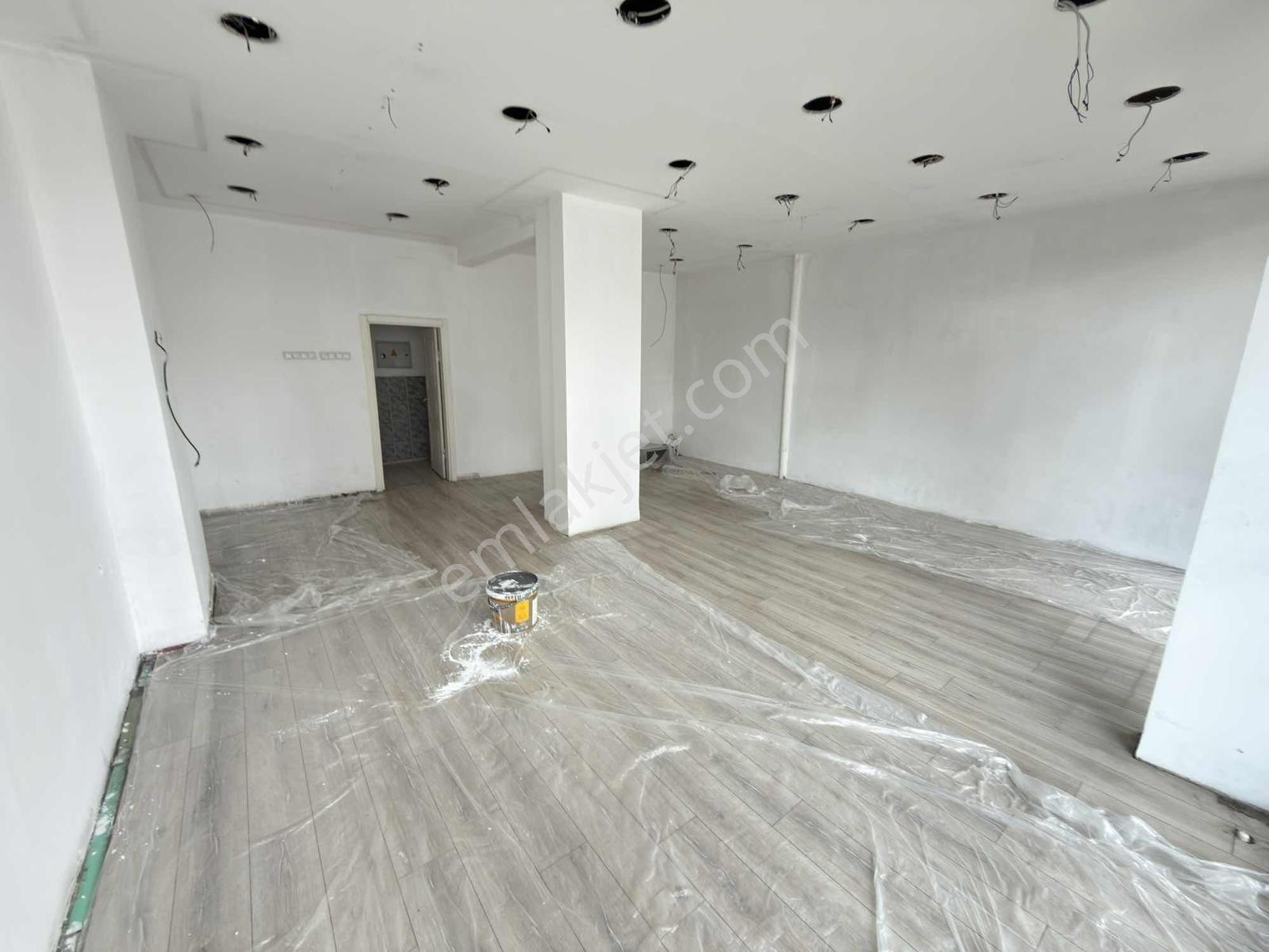 Oğulbey'den Dr. Tevfik Sağlam Cad. Üstün'de 70m² Her İşe Uygun - Görsel 7