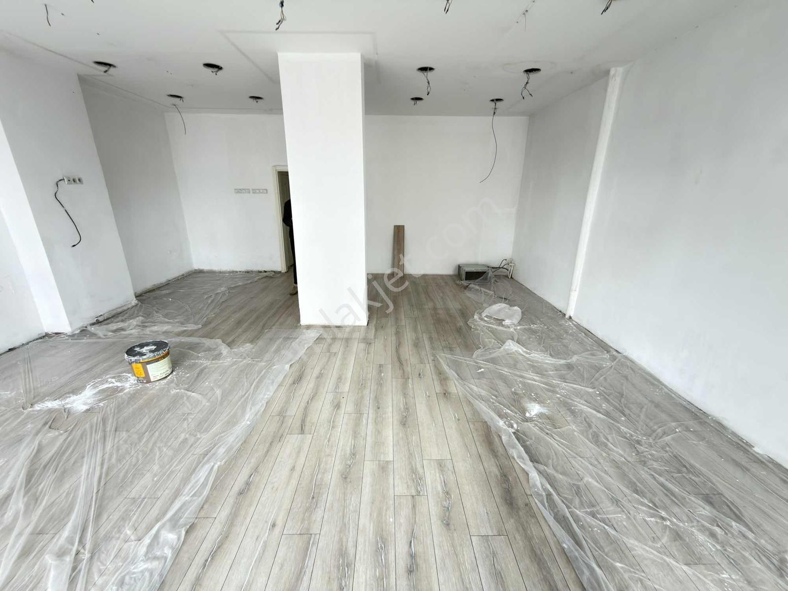 Oğulbey'den Dr. Tevfik Sağlam Cad. Üstün'de 70m² Her İşe Uygun - Görsel 33