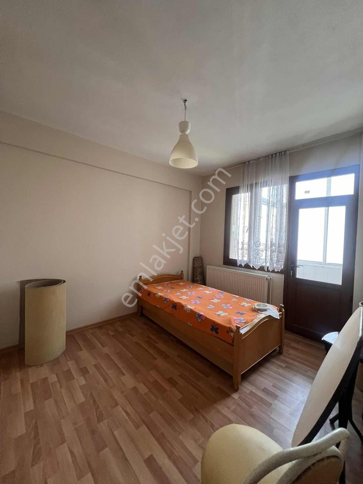 Buca Belediyesi Civarı 3+1 Mobilyalı Daire - Görsel 20