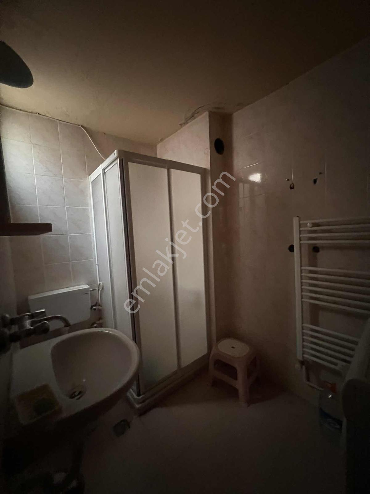 Buca Belediyesi Civarı 3+1 Mobilyalı Daire - Görsel 7