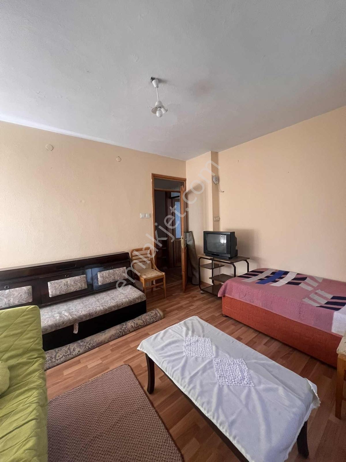 Buca Belediyesi Civarı 3+1 Mobilyalı Daire - Görsel 24
