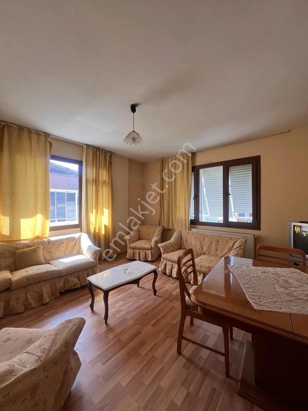 Buca Belediyesi Civarı 3+1 Mobilyalı Daire - Görsel 6