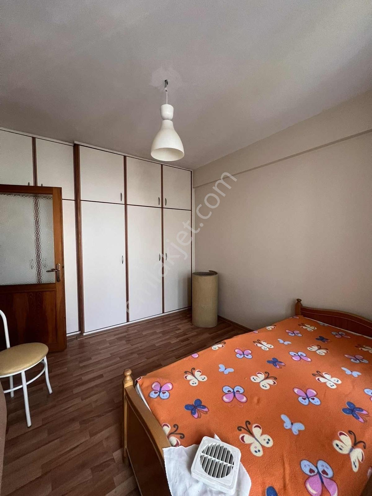 Buca Belediyesi Civarı 3+1 Mobilyalı Daire - Görsel 19