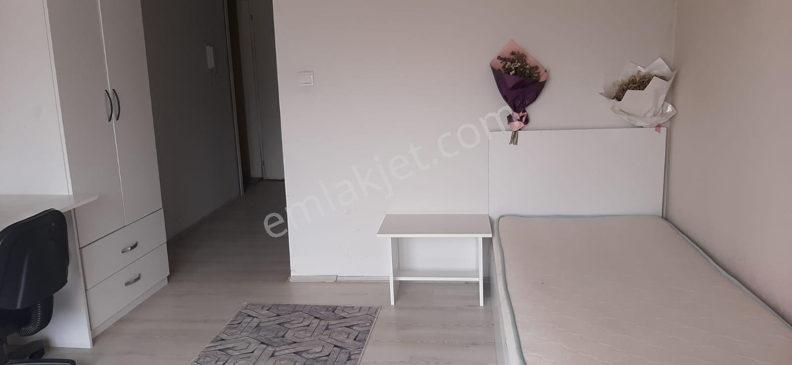 Yedişehitler Mh. Yılmazlar Da Satılık Eşyalı 1+0 Apart Daire