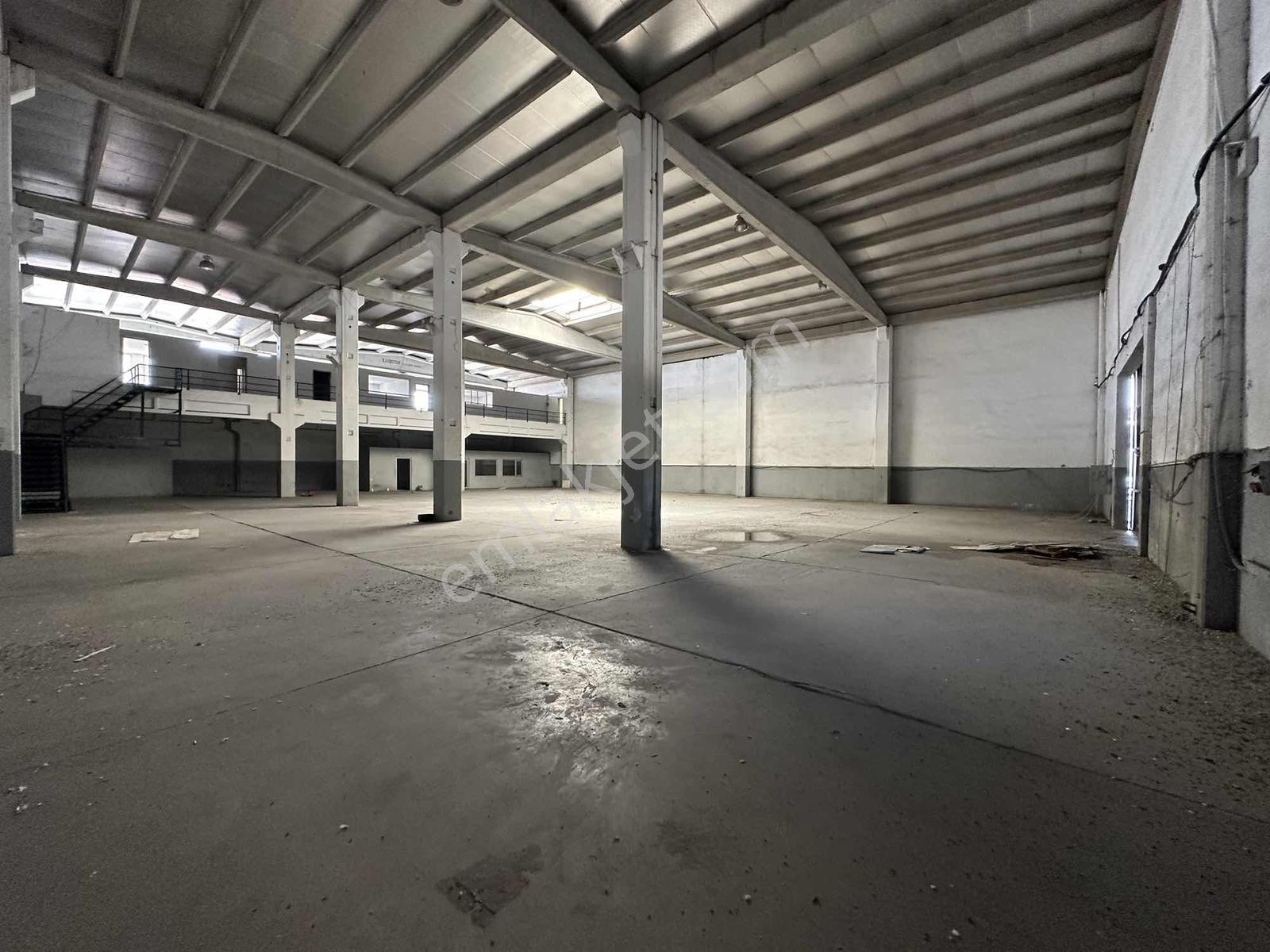 Zorlu'dan Otogar Civarı Bulvar Üzeri Kiralık Depo! - Görsel 5