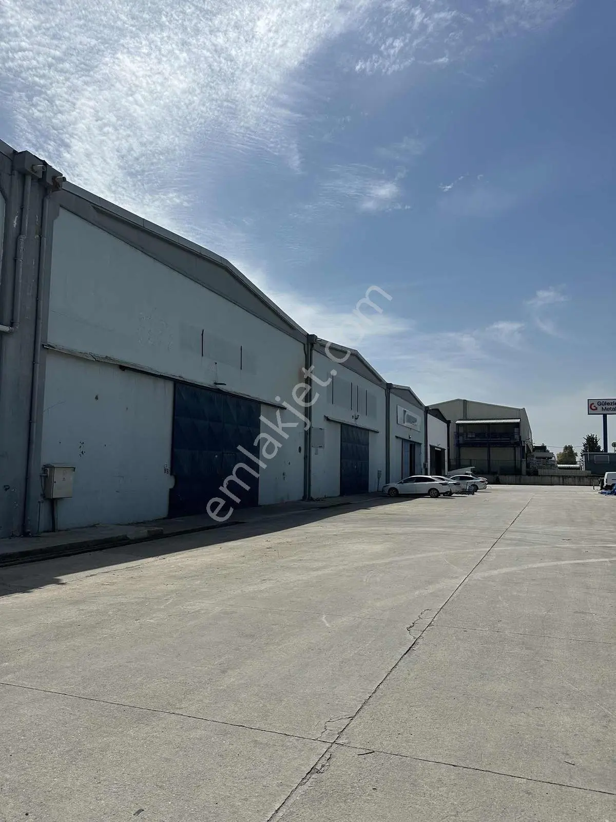 Zorlu'dan Otogar Civarı Bulvar Üzeri Kiralık Depo!