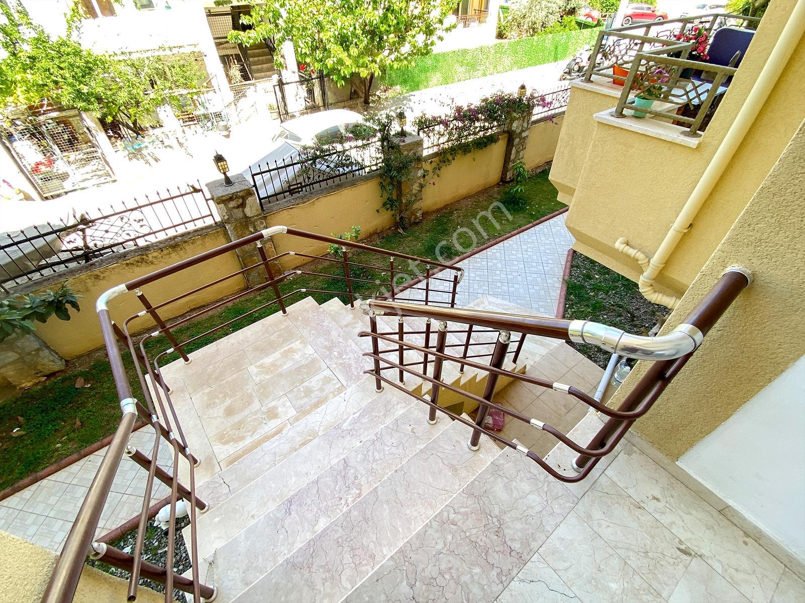 Ata'dan İçmeler'de Genç Sitede Havuzlu Ve Bahçeli Dubleks Daire - Görsel 32