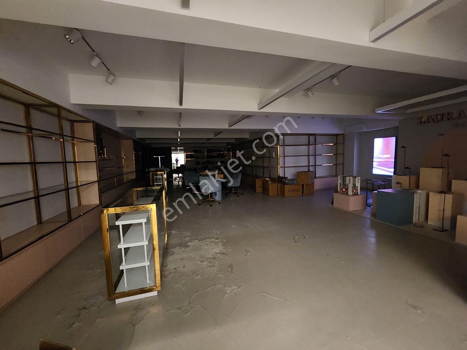 Maslak Plazalarda 560m2 Kdvli Kiralık Ofis |noramin |giz |levent - Görsel 2