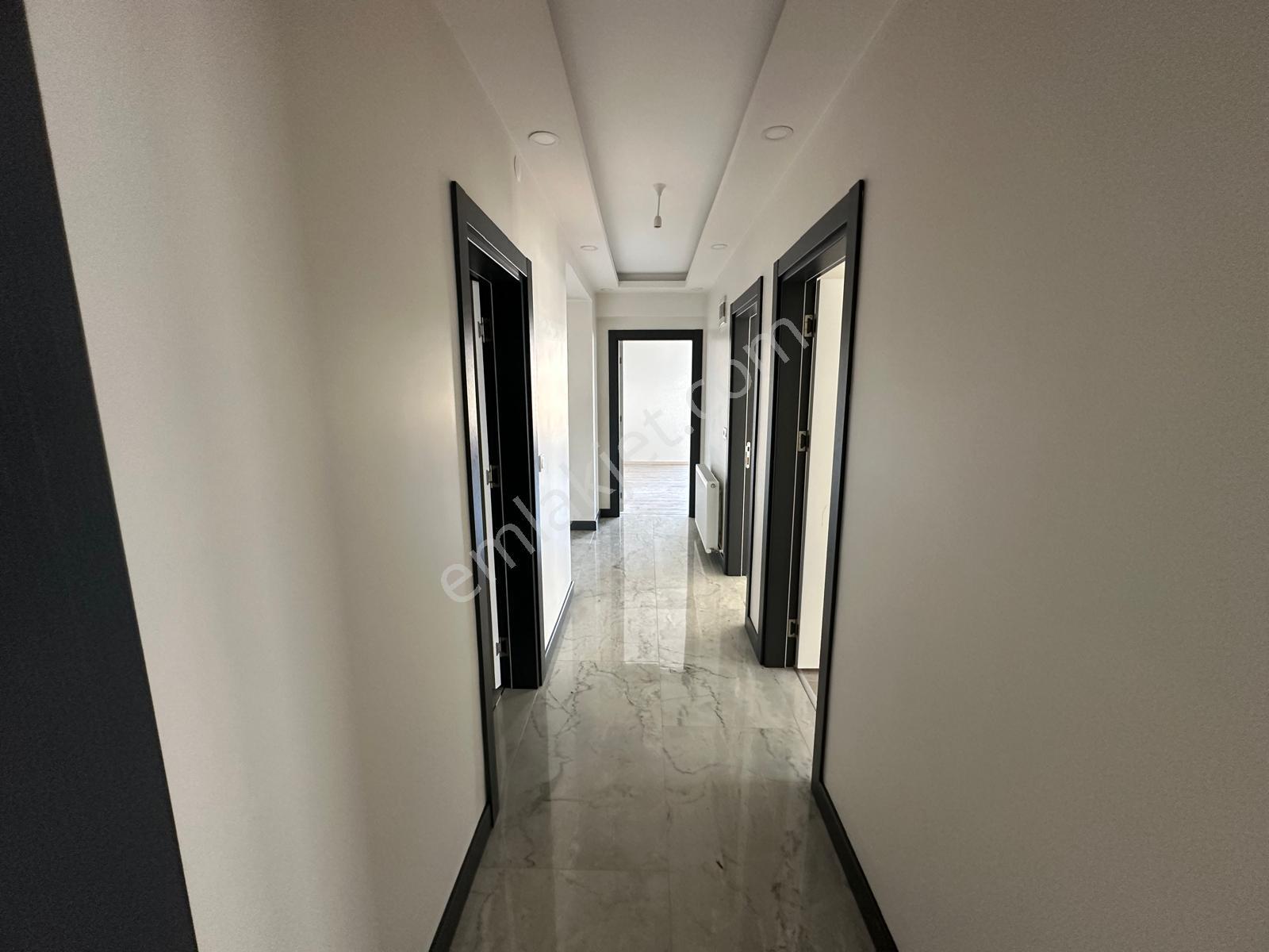 Adnan Mendereste Kiralık Masrafsız 3+1 Daire - Görsel 12