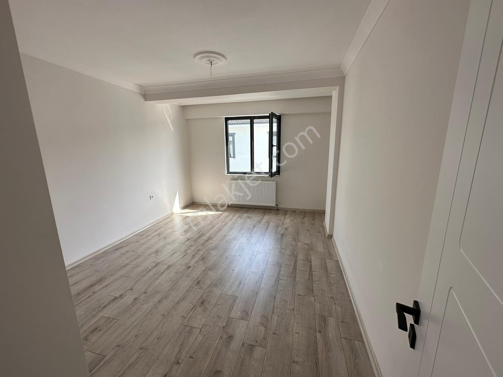 Adnan Mendereste Atakent Karşısı 2+1 Kiralık Lüks Geniş Daire - Görsel 5