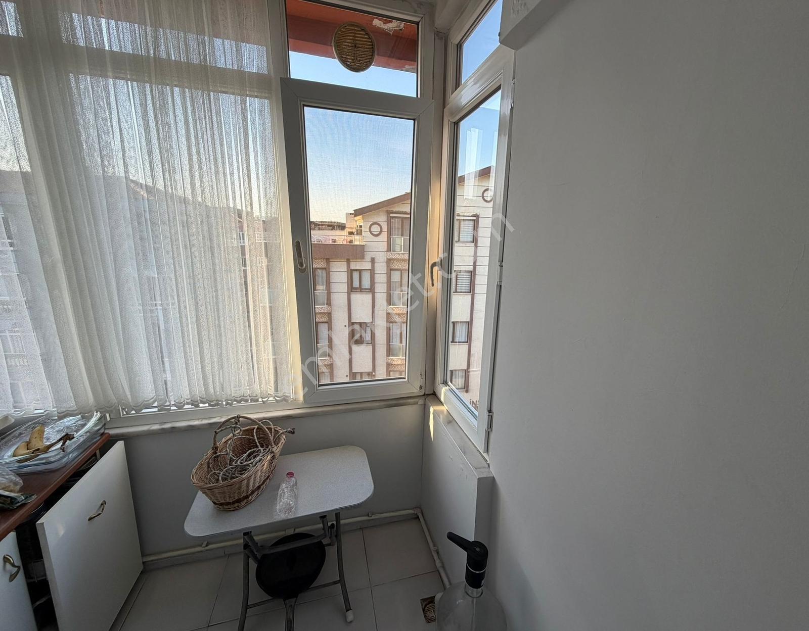 Gop Cadde Üzerinde Kiracısı Hazır 3+1 Daire - Görsel 12