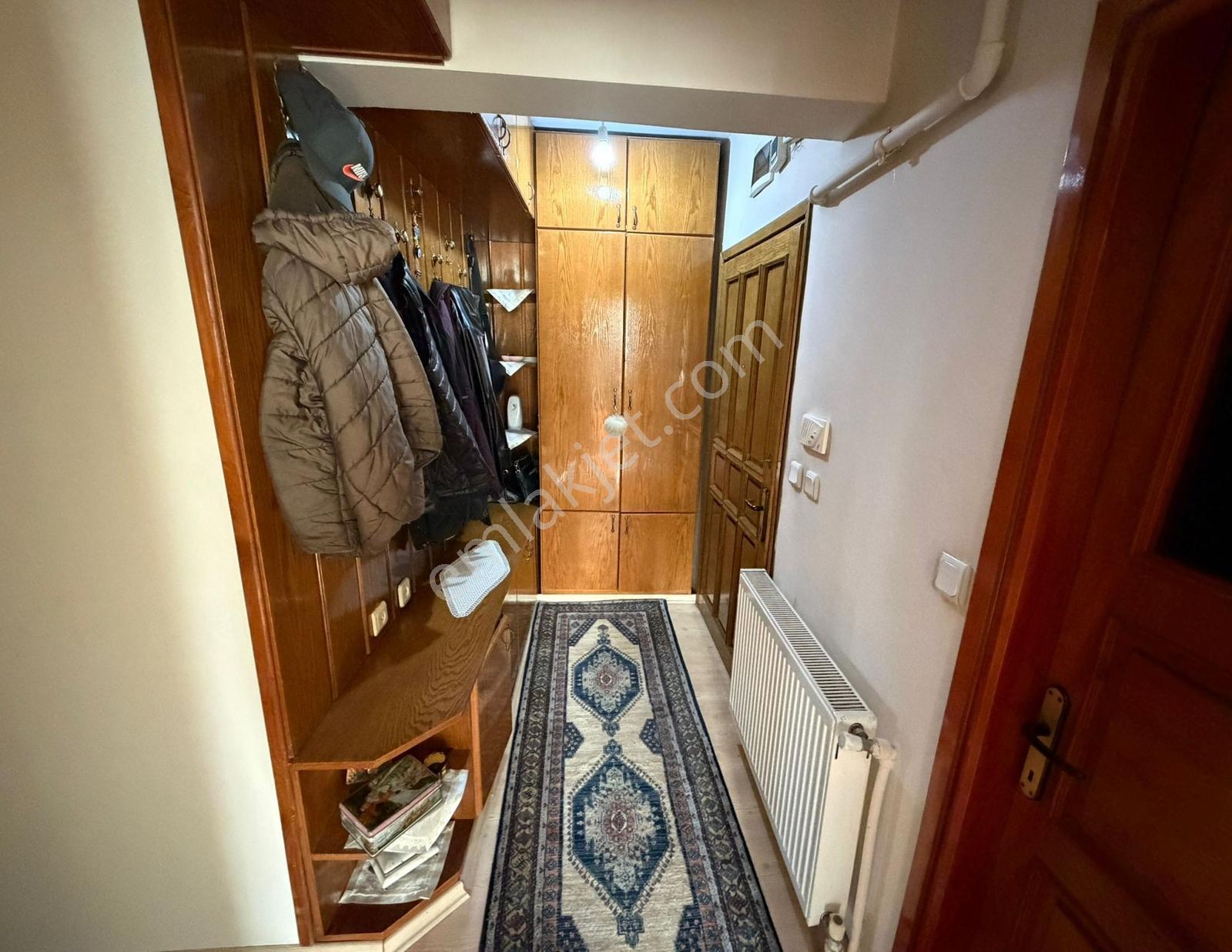 Gop Cadde Üzerinde Kiracısı Hazır 3+1 Daire - Görsel 7