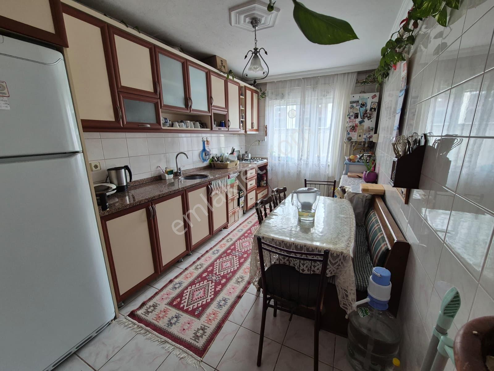 Remax Hedef'ten Avcılar Merkezde Metrobüse Yakın Yatırımlık 2+1 - Görsel 13
