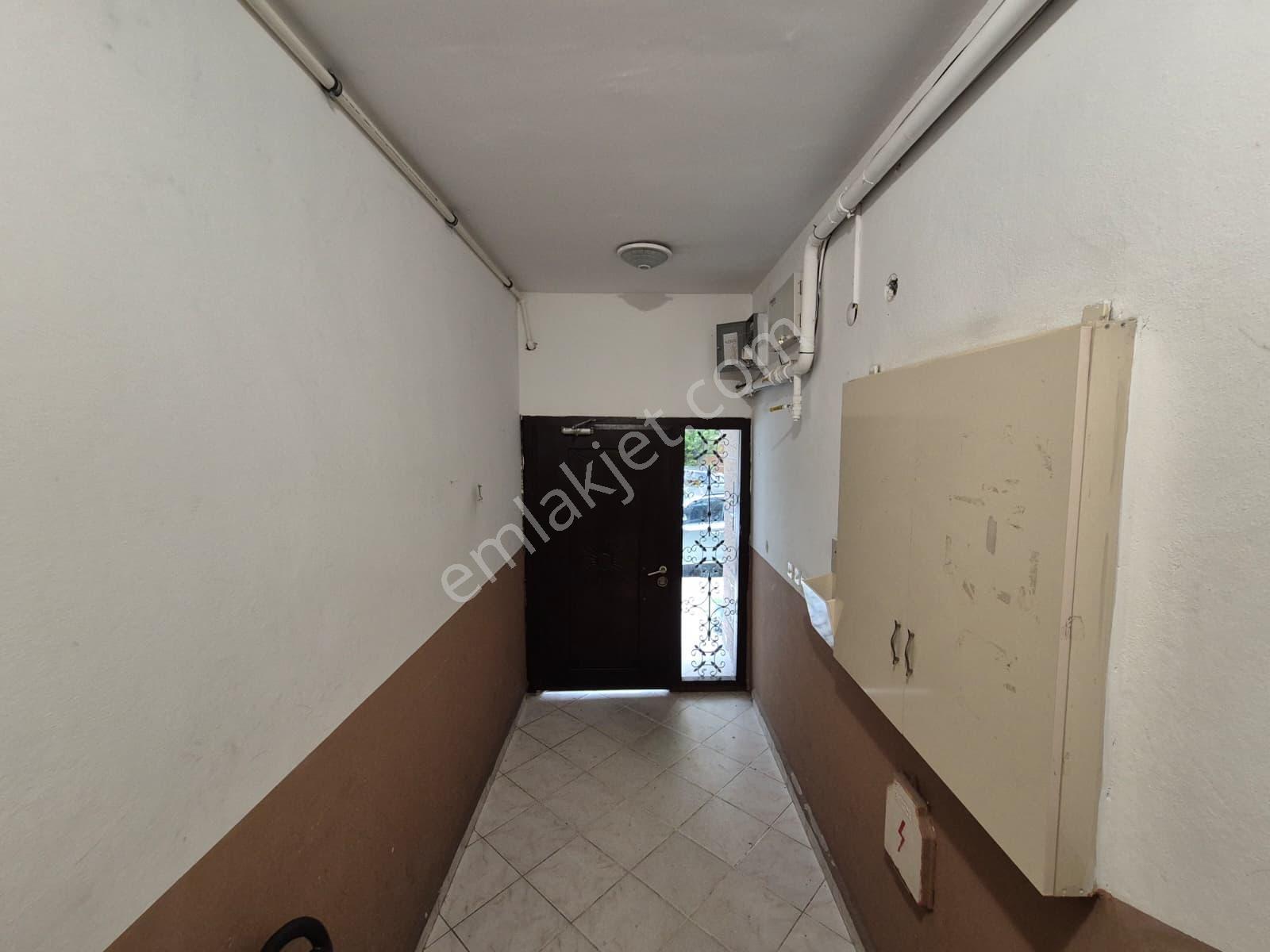 Remax Hedef'ten Avcılar Merkezde Metrobüse Yakın Yatırımlık 2+1 - Görsel 8