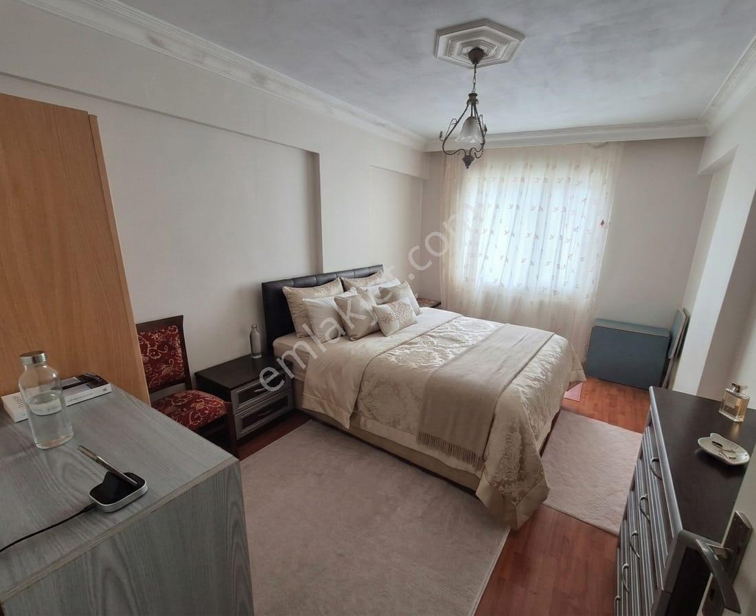 Remax Hedef'ten Avcılar Merkezde Metrobüse Yakın Yatırımlık 2+1 - Görsel 16
