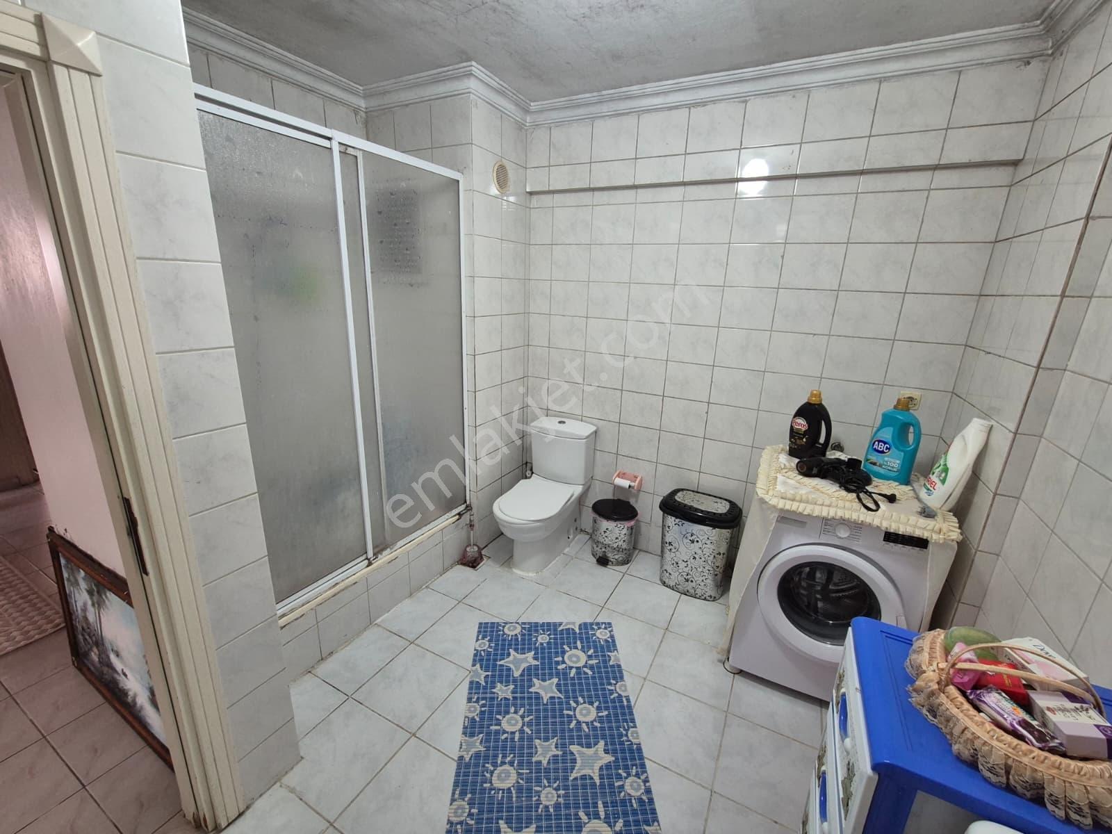 Remax Hedef'ten Avcılar Merkezde Metrobüse Yakın Yatırımlık 2+1 - Görsel 4