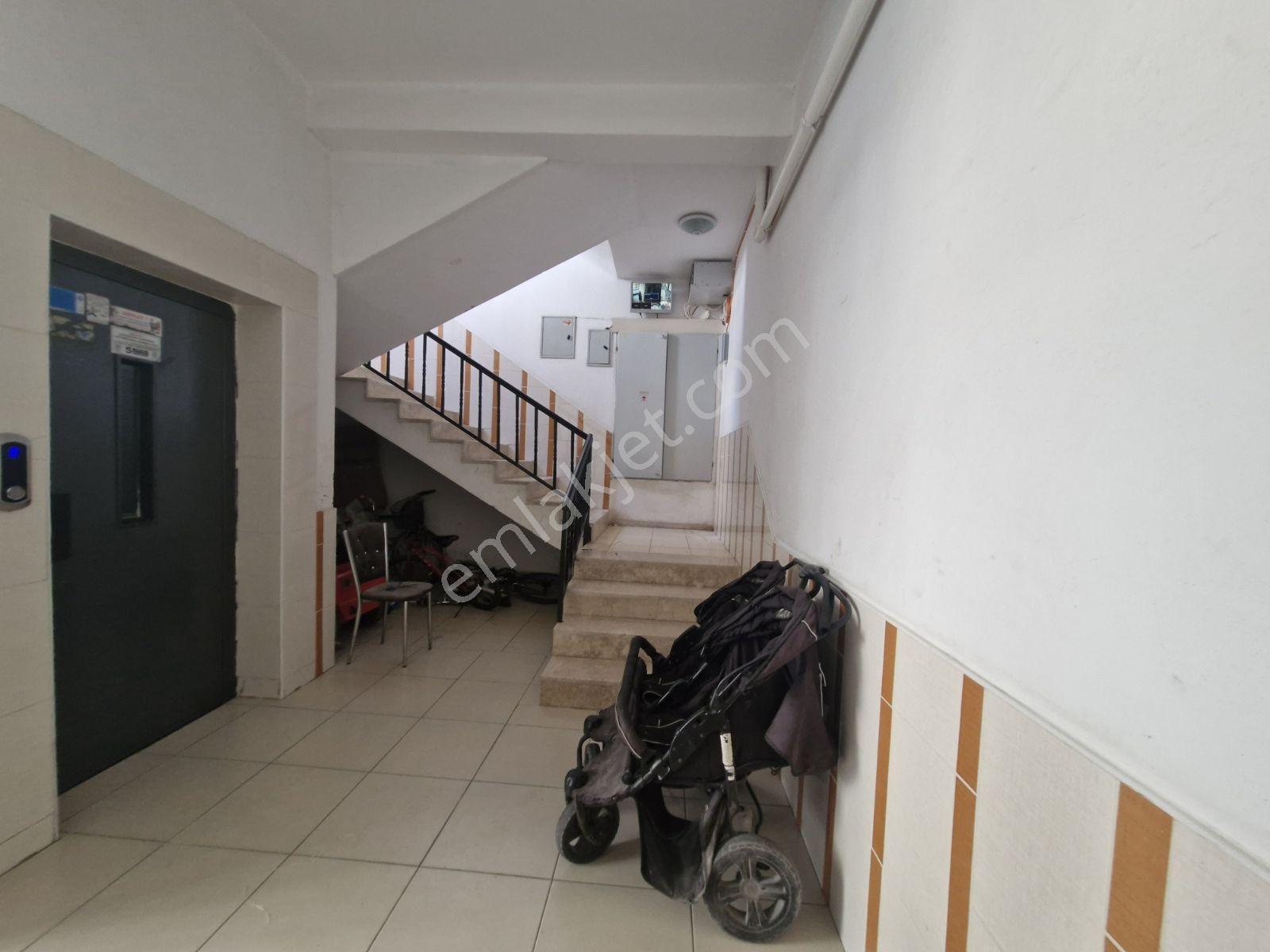 Ulukavak Mahallesi Çiftlik Caddesi Yakınında 3+1 Satılık Daire - Görsel 4