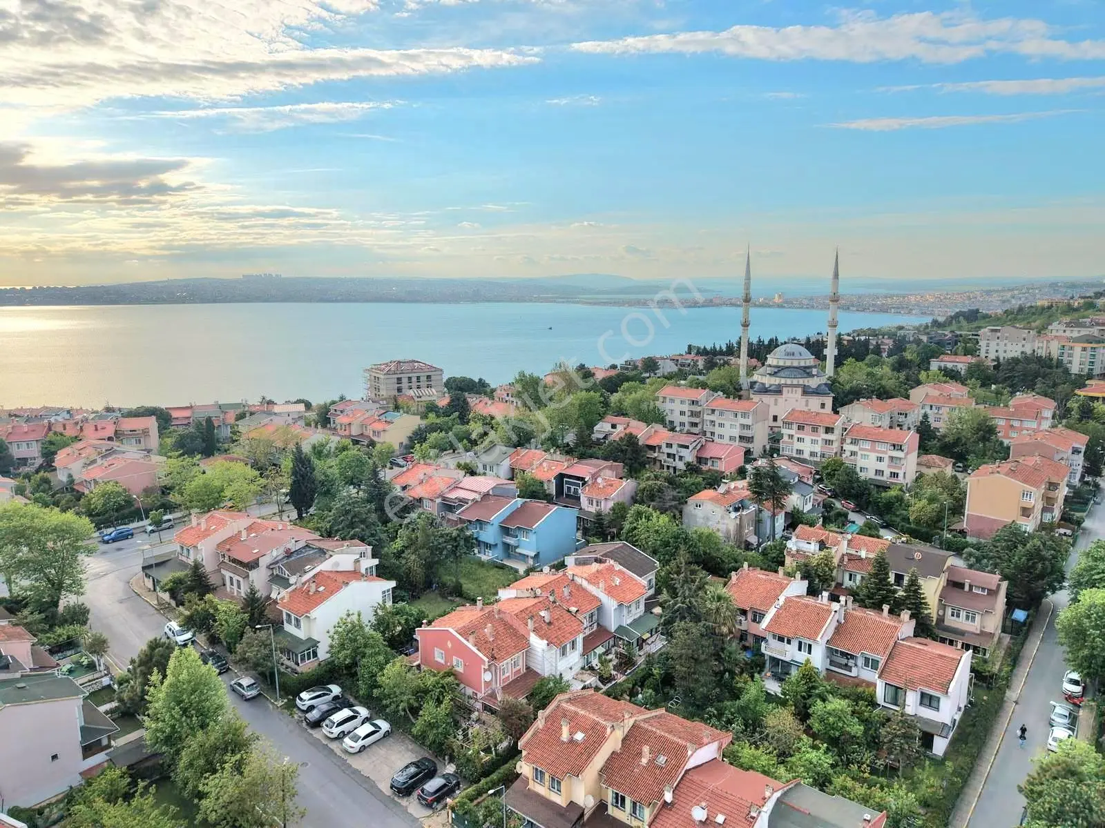 Gürpınarda Denize Yakın Geniş Bahçeli 4+1 Satılık Villa - Görsel 8
