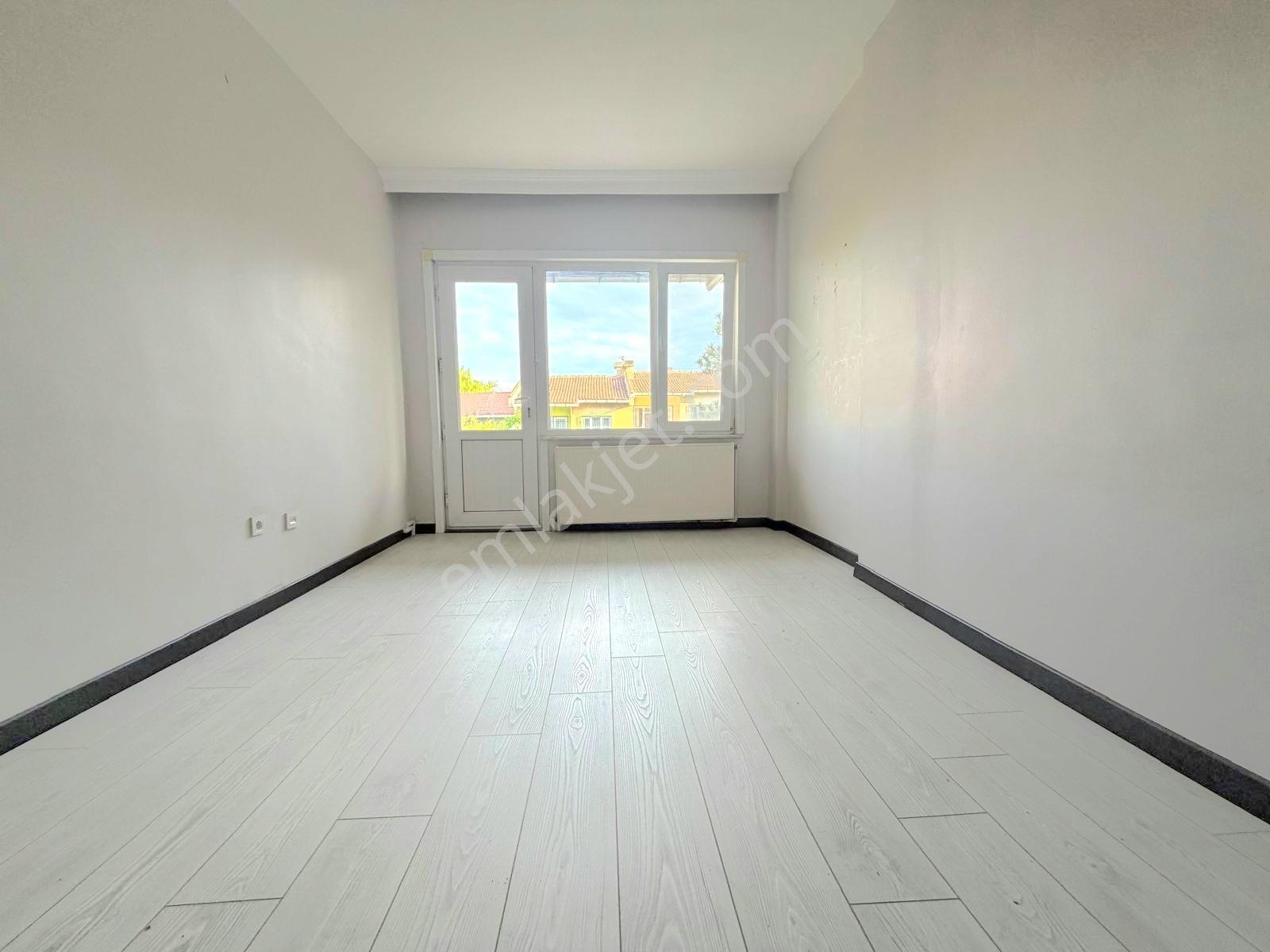 Gürpınarda Denize Yakın Geniş Bahçeli 4+1 Satılık Villa - Görsel 19