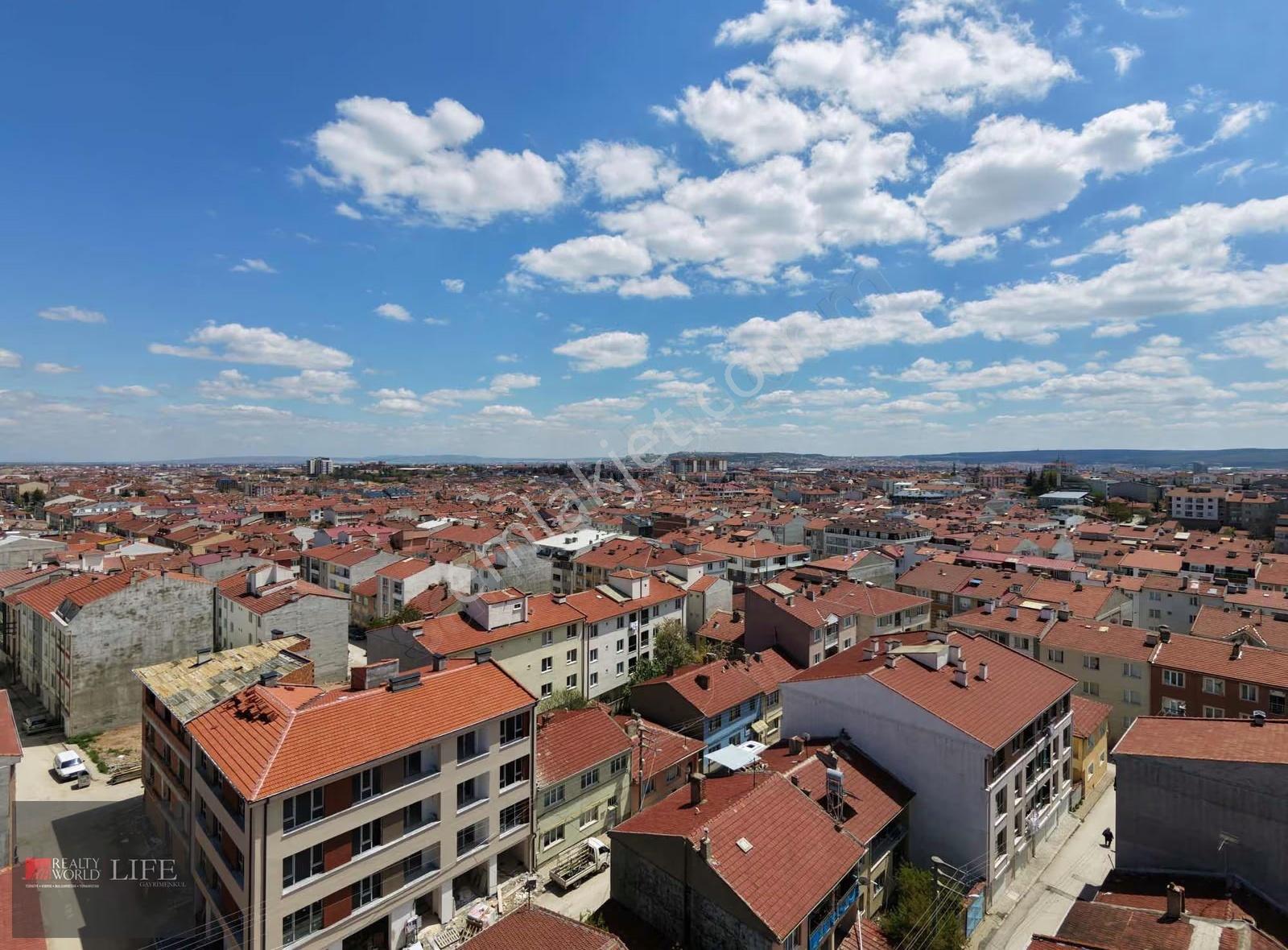 Rw Lıfe // Şirintepe Mahallesinde 4 Dairelik Satılık Arsa