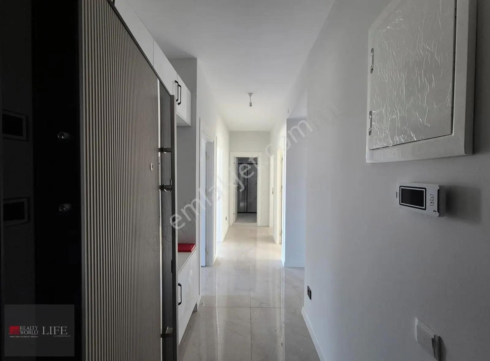 Rw Lıfe // Emek Mh Ormanlı Sk Üzerinde Ara Kat 2+1 Kiralık Daire - Görsel 3