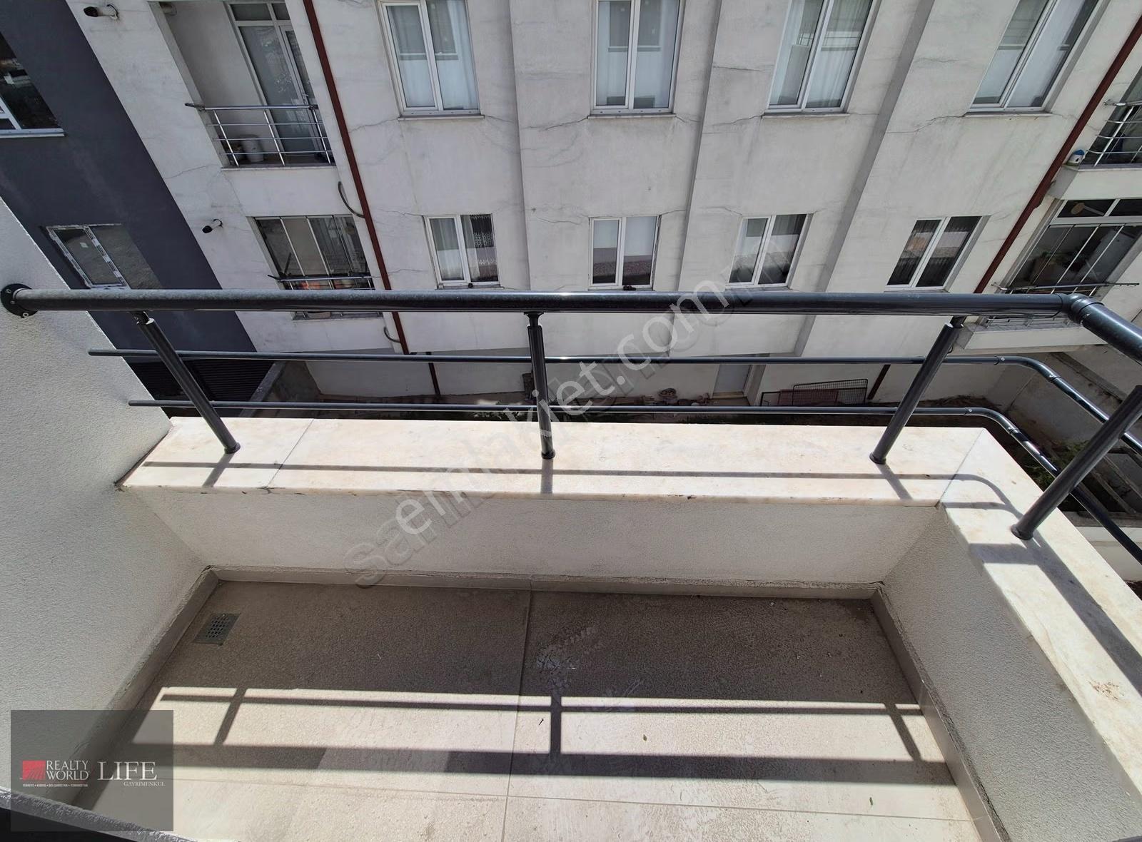 Rw Lıfe // Emek Mh Ormanlı Sk Üzerinde Ara Kat 2+1 Kiralık Daire - Görsel 27