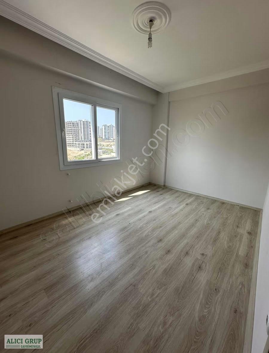 #iskanlı Geniş Oturumlu Gb Cepheli Hasarsız 1+1 Daire - Görsel 8