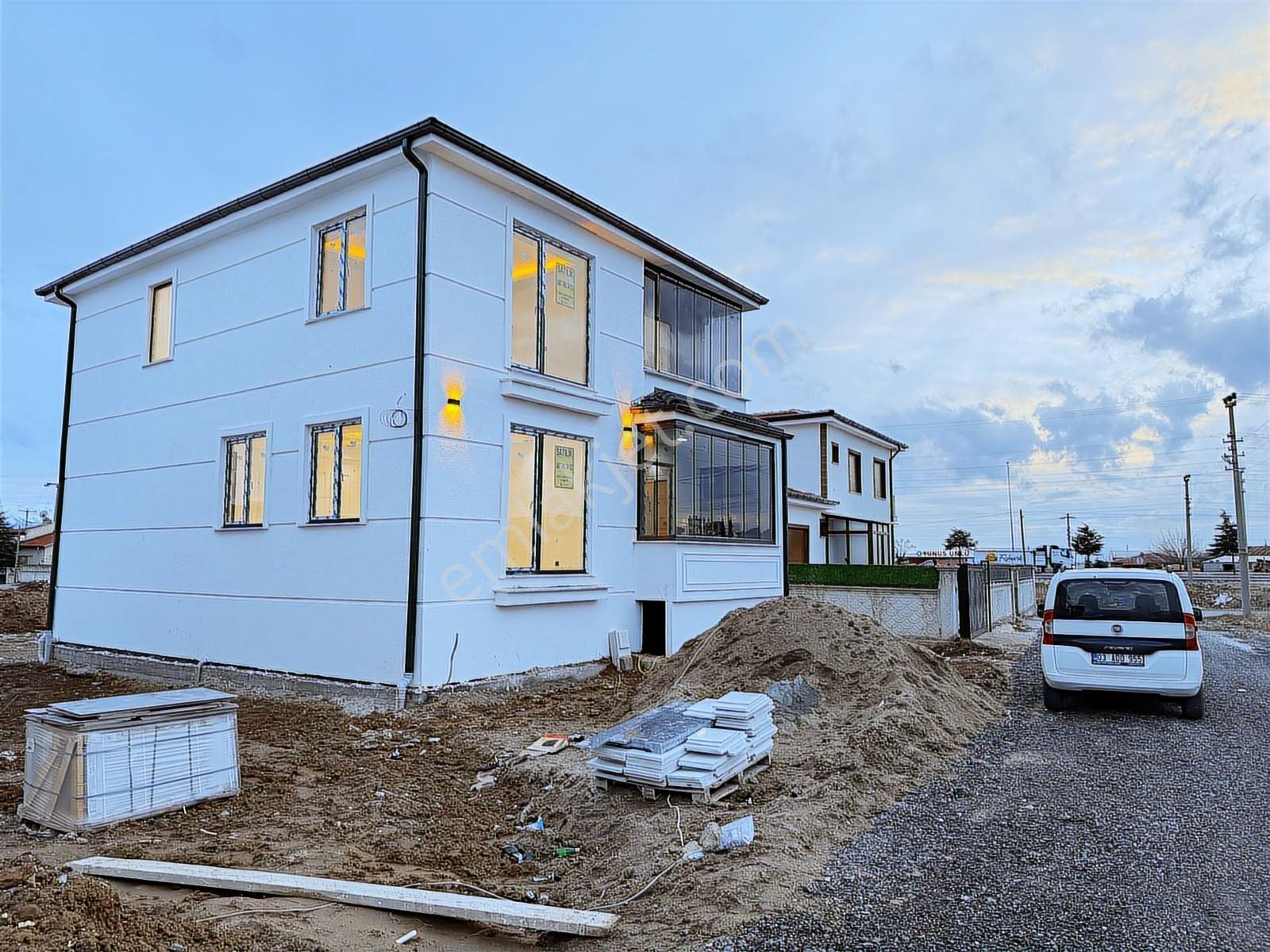 Yaman'dan Malazgirt Mah 2 Adet Satılık 4.5+1 Satılık Sıfır Villa - Görsel 35
