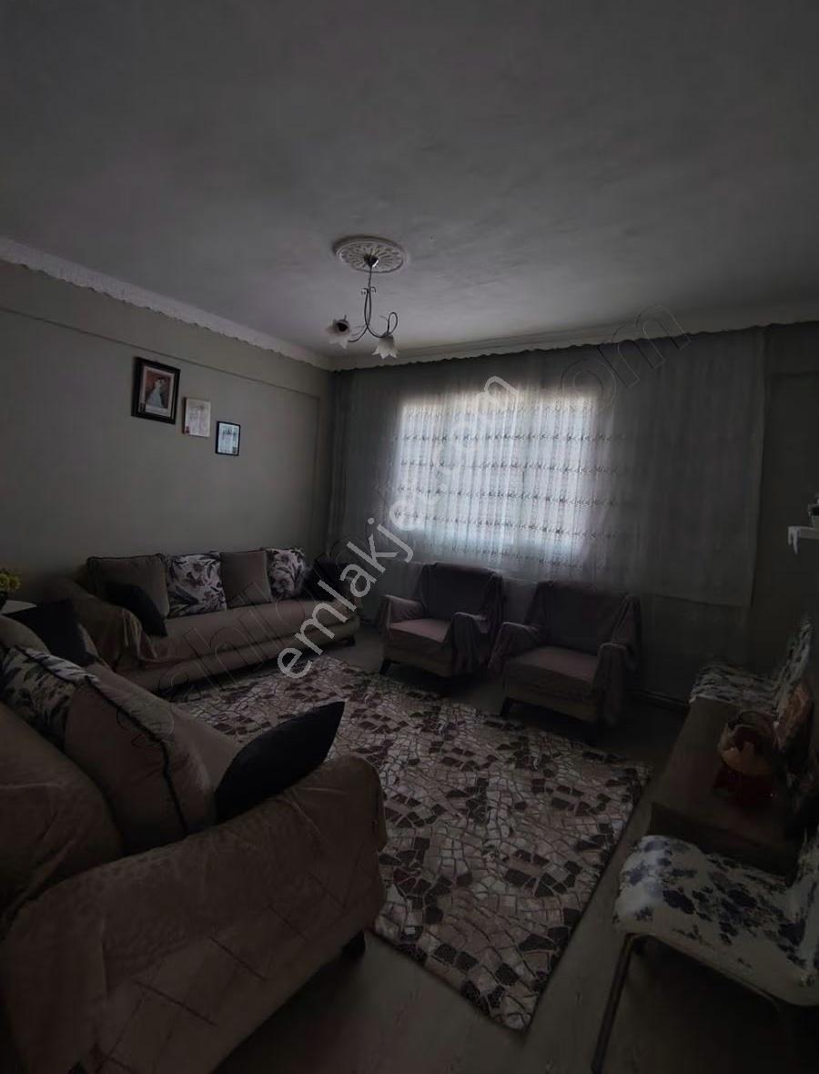 Köşebaşı İki Katlı Komple Satılık Bina - Görsel 16