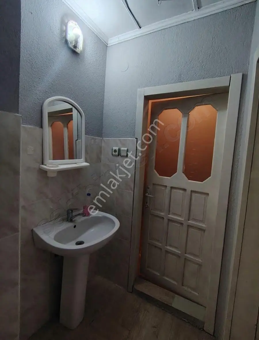 Köşebaşı İki Katlı Komple Satılık Bina - Görsel 2