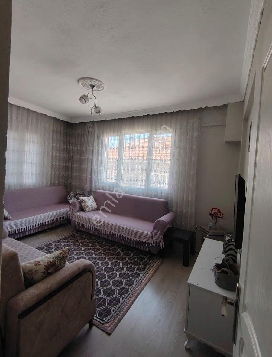 Köşebaşı İki Katlı Komple Satılık Bina - Görsel 3