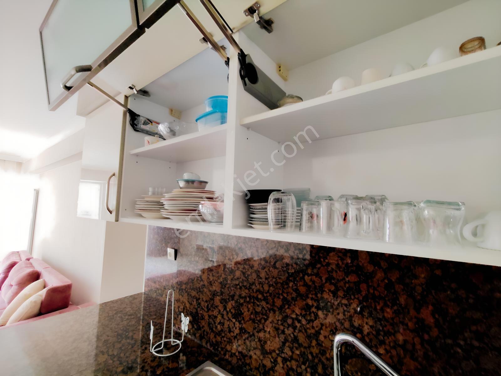 Çankaya Yıldız'da,site İçinde, 1+1, Eşyalı, Kiracısız,satılık - Görsel 18