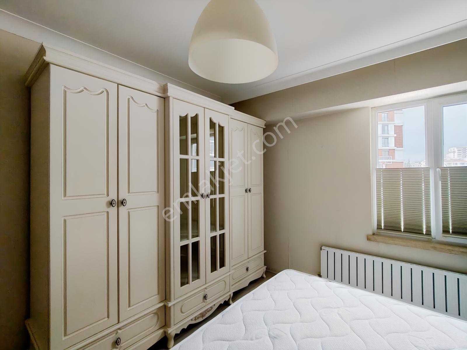 Çankaya Yıldız'da,site İçinde, 1+1, Eşyalı, Kiracısız,satılık - Görsel 10