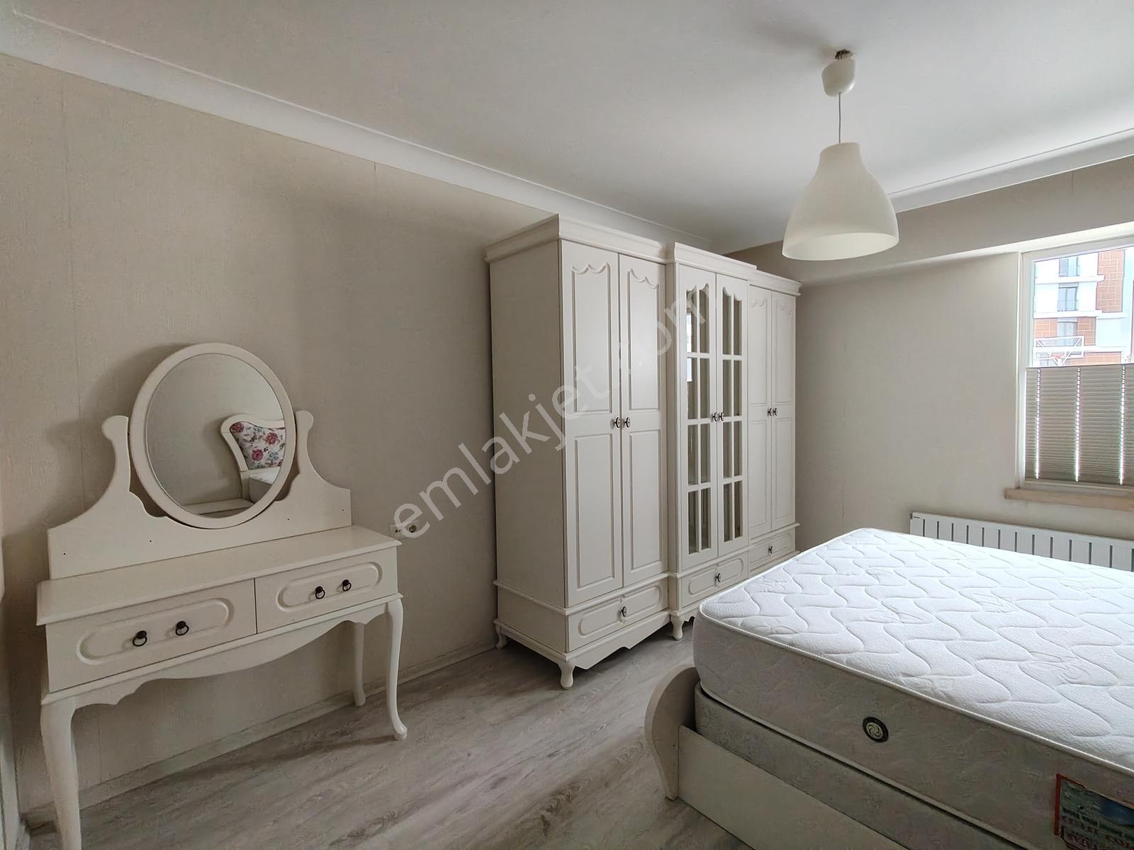 Çankaya Yıldız'da,site İçinde, 1+1, Eşyalı, Kiracısız,satılık - Görsel 28