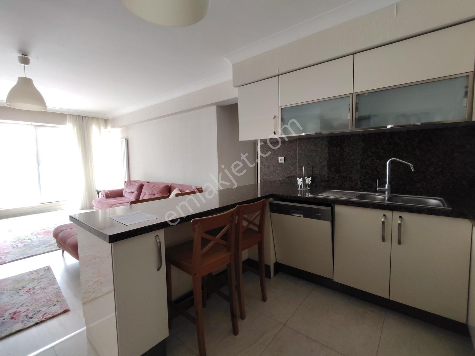 Çankaya Yıldız'da,site İçinde, 1+1, Eşyalı, Kiracısız,satılık - Görsel 6