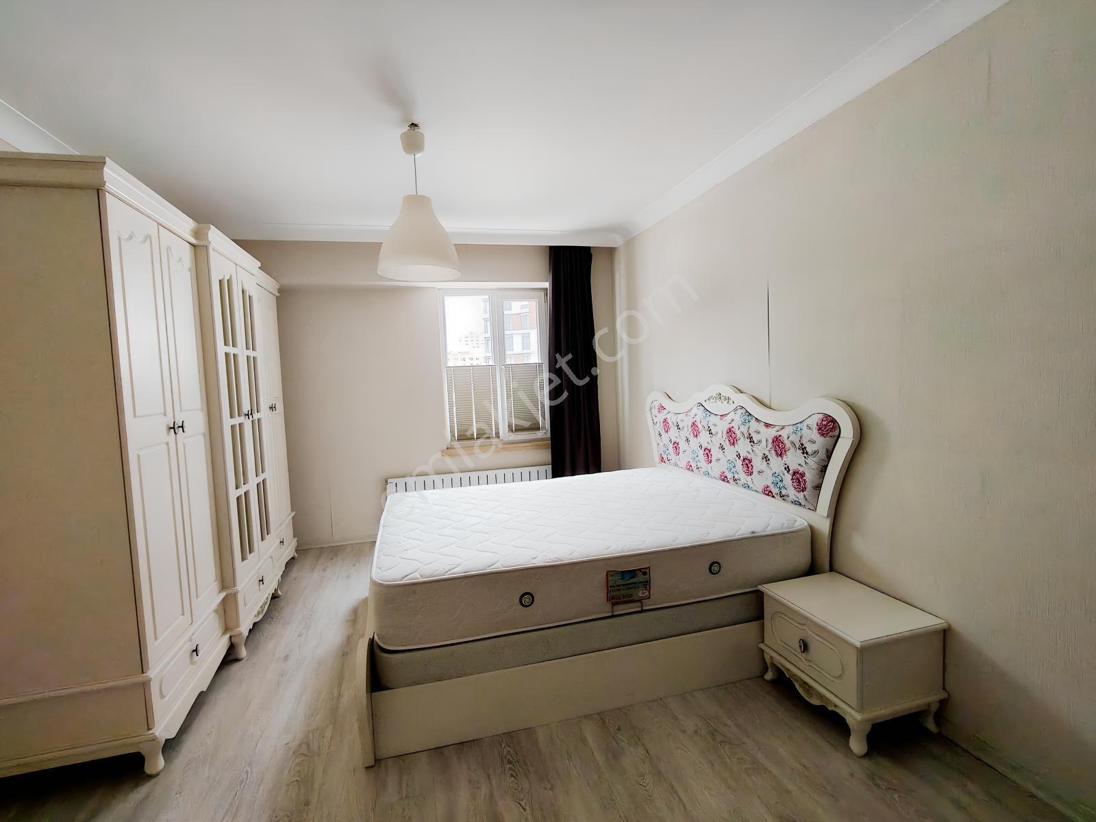 Çankaya Yıldız'da,site İçinde, 1+1, Eşyalı, Kiracısız,satılık - Görsel 11