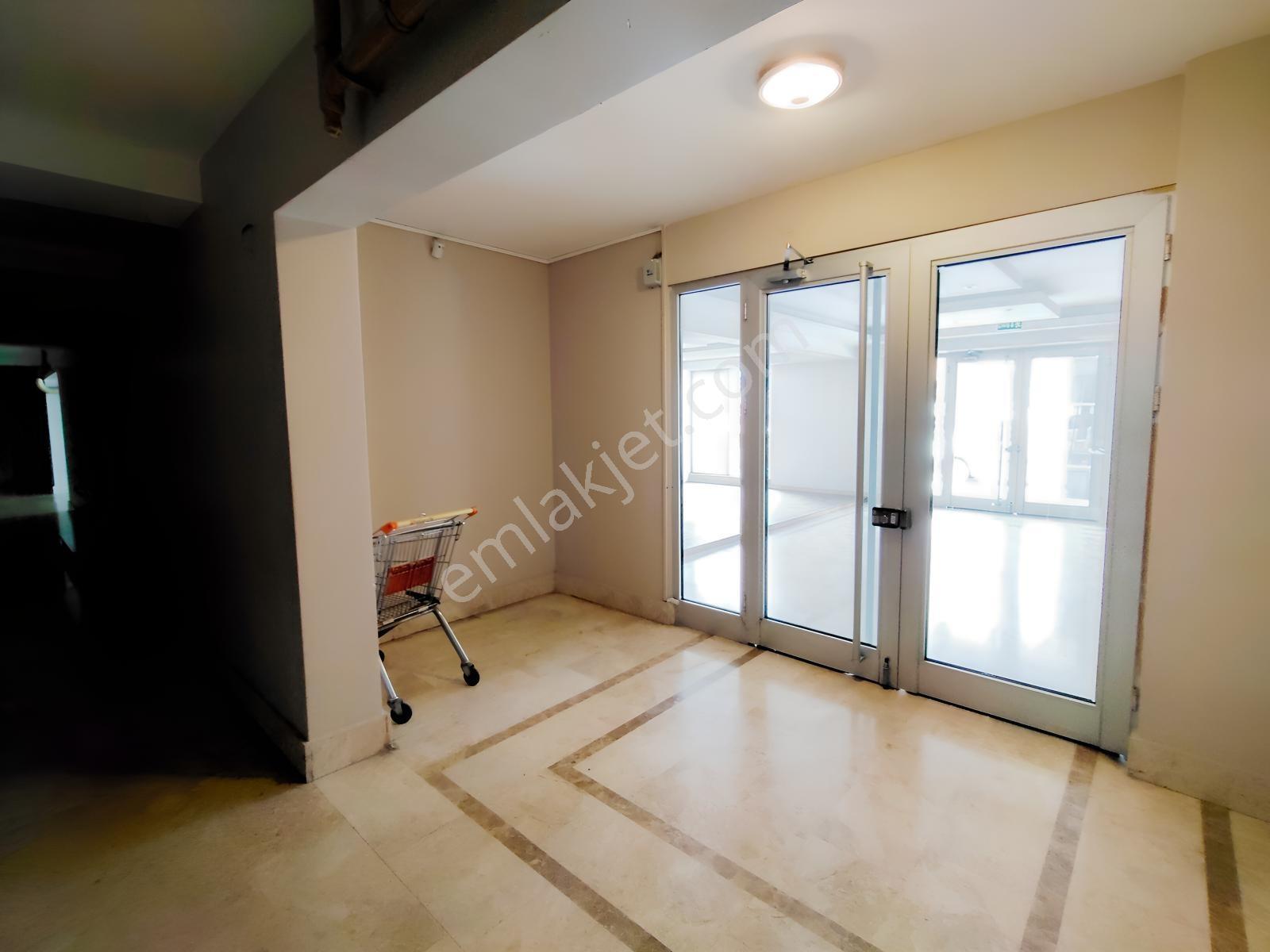 Çankaya Yıldız'da,site İçinde, 1+1, Eşyalı, Kiracısız,satılık - Görsel 21